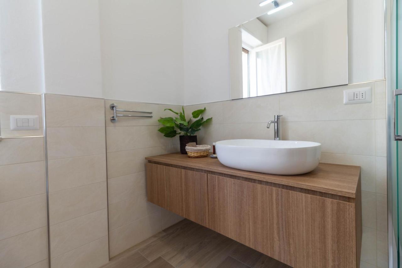 Mamma Ciccia Holiday Home - Casa Imperia 曼代洛-德尔拉里奥 外观 照片