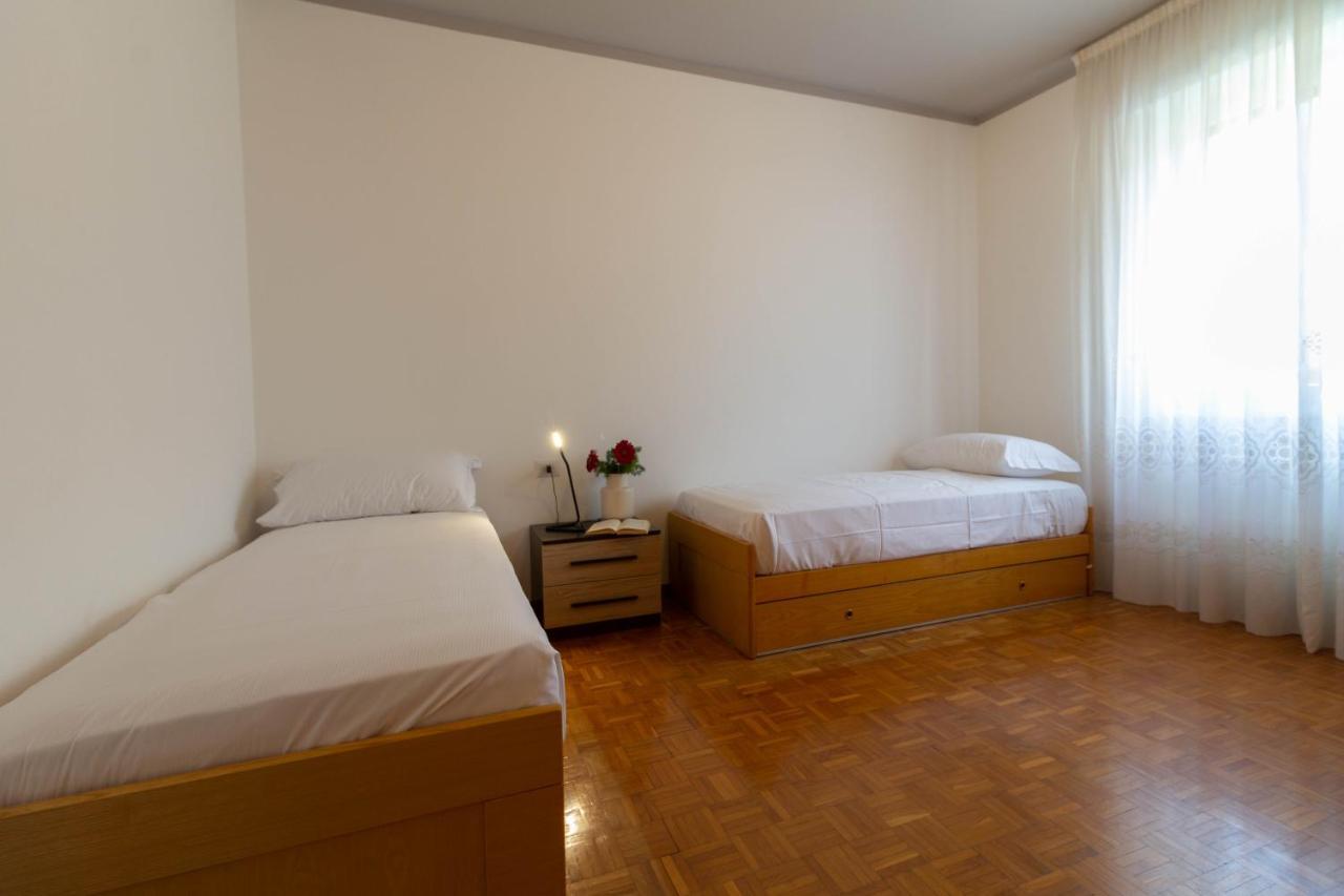 Mamma Ciccia Holiday Home - Casa Imperia 曼代洛-德尔拉里奥 外观 照片