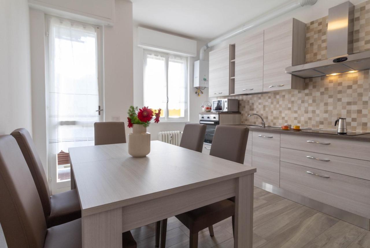 Mamma Ciccia Holiday Home - Casa Imperia 曼代洛-德尔拉里奥 外观 照片