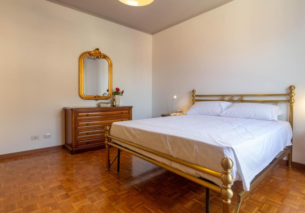 Mamma Ciccia Holiday Home - Casa Imperia 曼代洛-德尔拉里奥 外观 照片