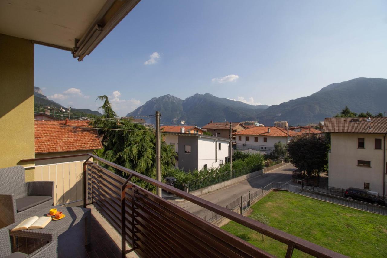 Mamma Ciccia Holiday Home - Casa Imperia 曼代洛-德尔拉里奥 外观 照片
