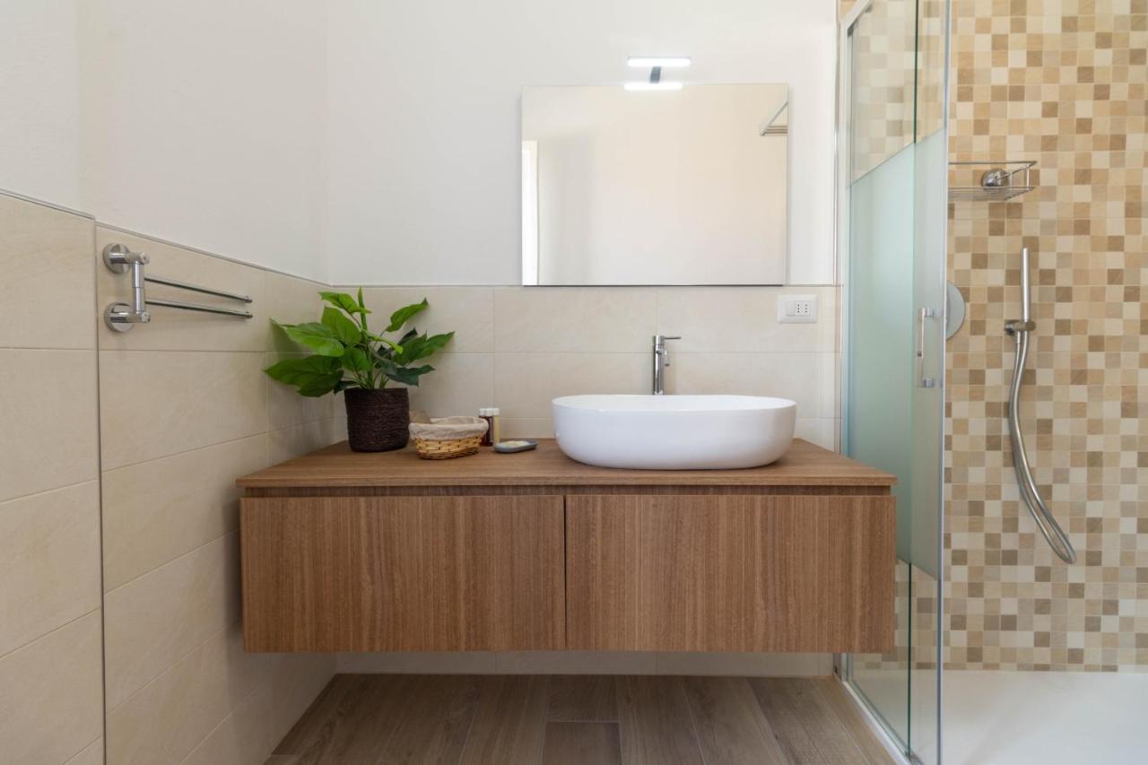 Mamma Ciccia Holiday Home - Casa Imperia 曼代洛-德尔拉里奥 外观 照片