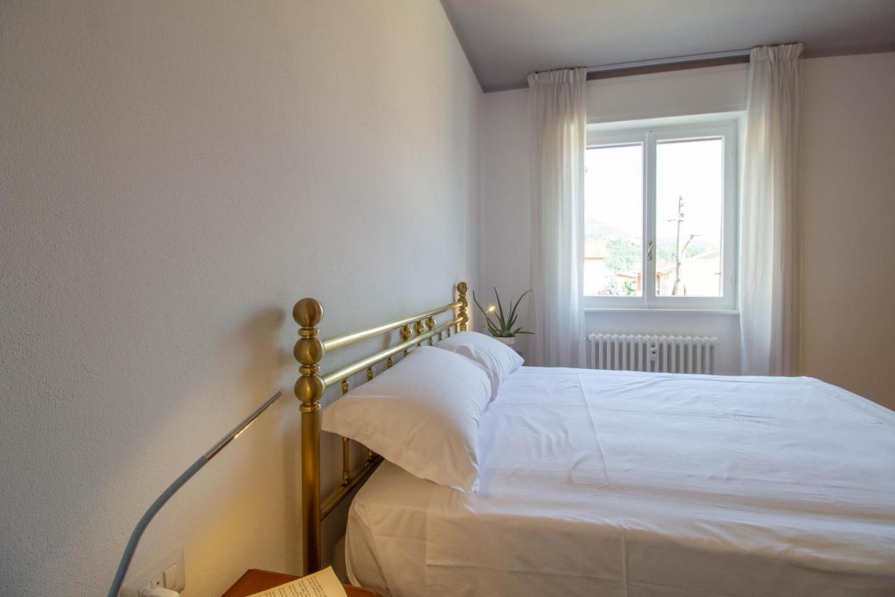 Mamma Ciccia Holiday Home - Casa Imperia 曼代洛-德尔拉里奥 外观 照片